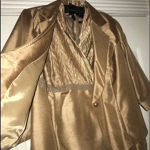 Gold Le Bos 2 Piece Jacket Dress Sz 20